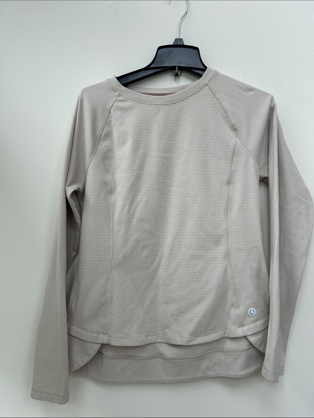 Avalanche beige stripe long sleeve sweatshirt top with thumb holes #athleisure L